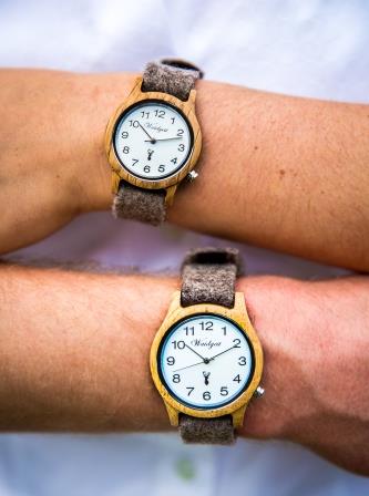 Waidzeit Holzuhren Eiche